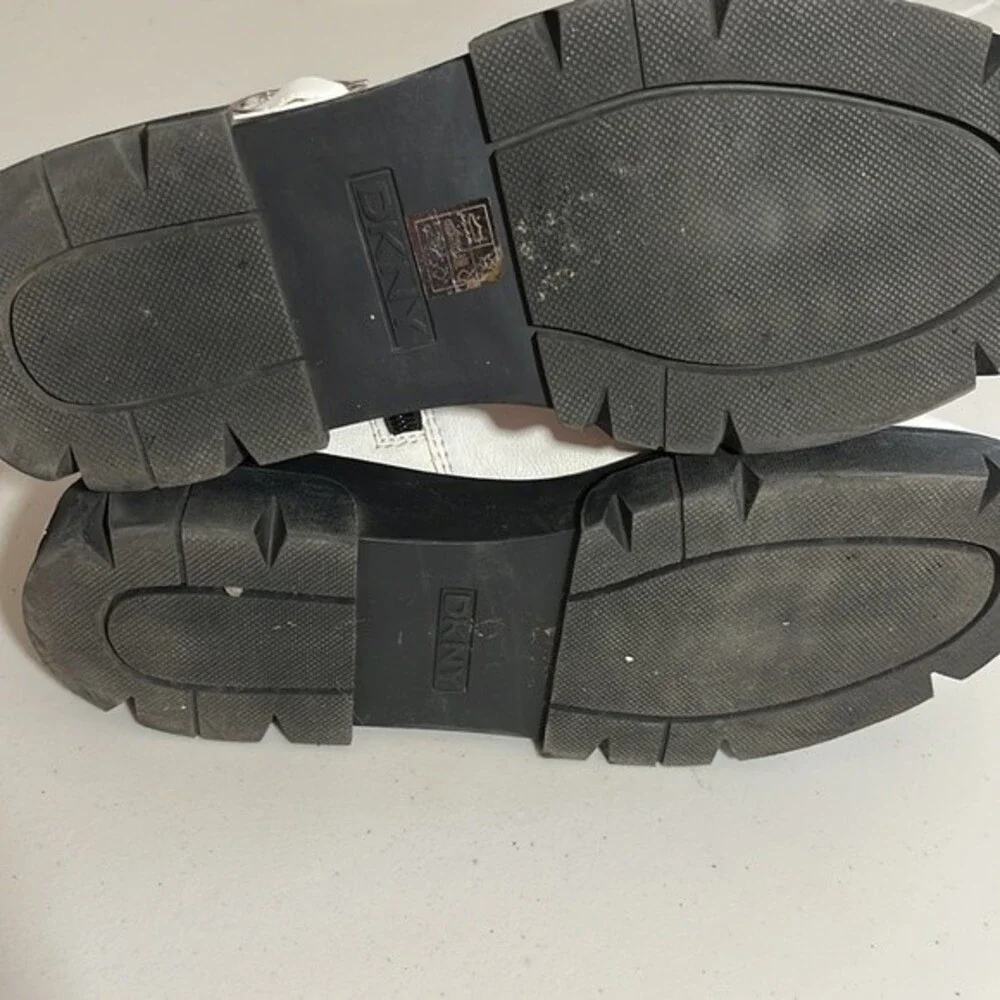 DKNY Laina Lug Sole Booties White Size 9.5